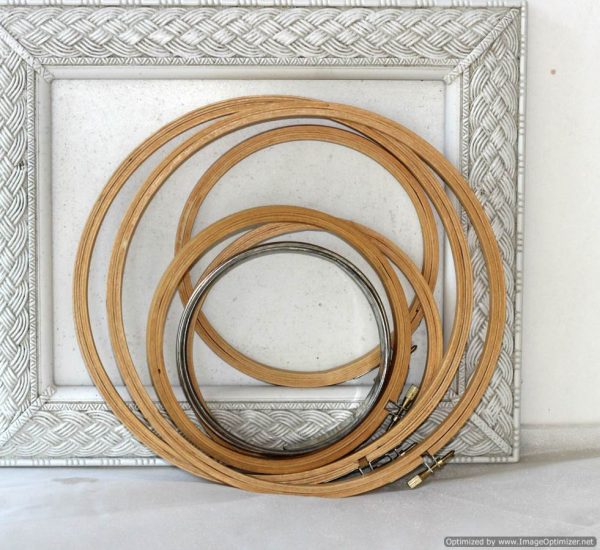 set-of-embroidery-hoops