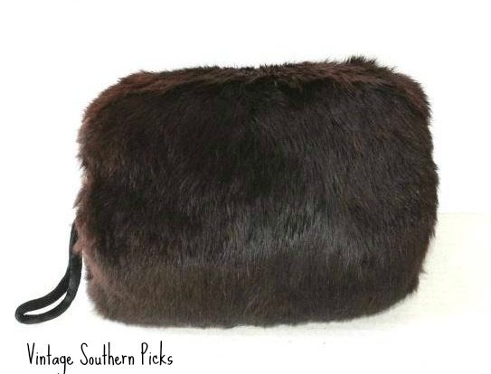 vintage-fur-muff