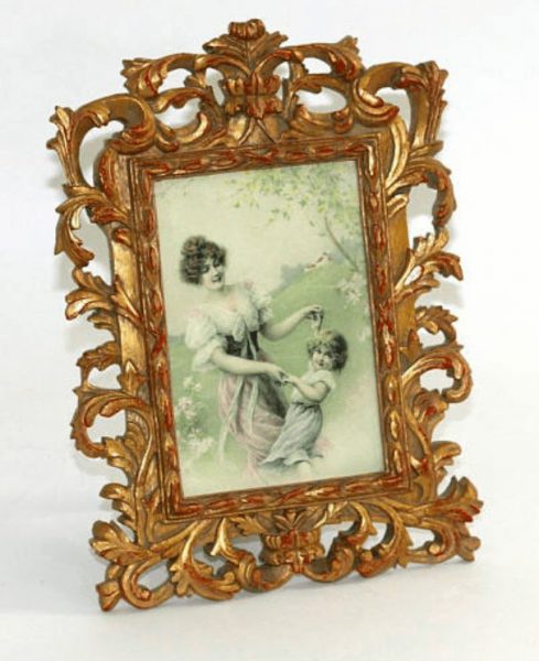 swirly-picture-frame
