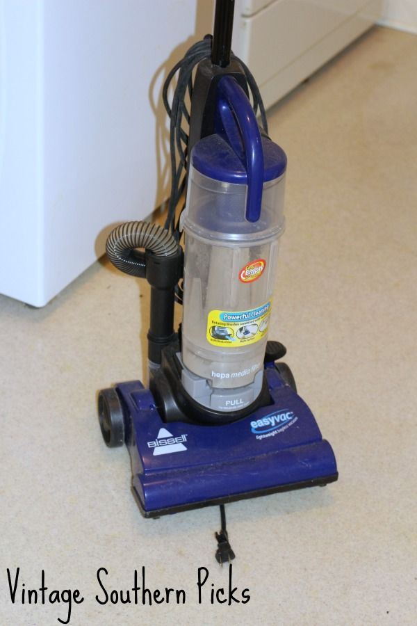 discarded-vacuum-cleaner